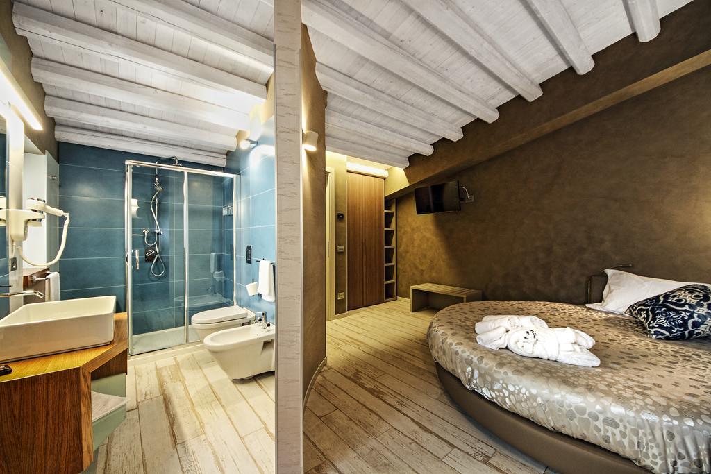 Notti O' Tunn Luxury Rooms In Centro Geraci Siculo Eksteriør bilde