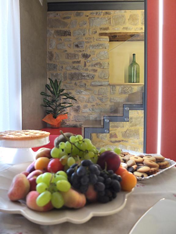 Notti O' Tunn Luxury Rooms In Centro Geraci Siculo Eksteriør bilde