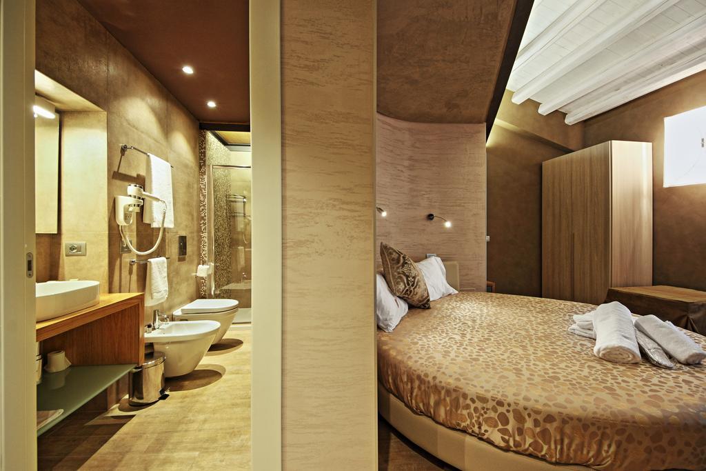 Notti O' Tunn Luxury Rooms In Centro Geraci Siculo Eksteriør bilde